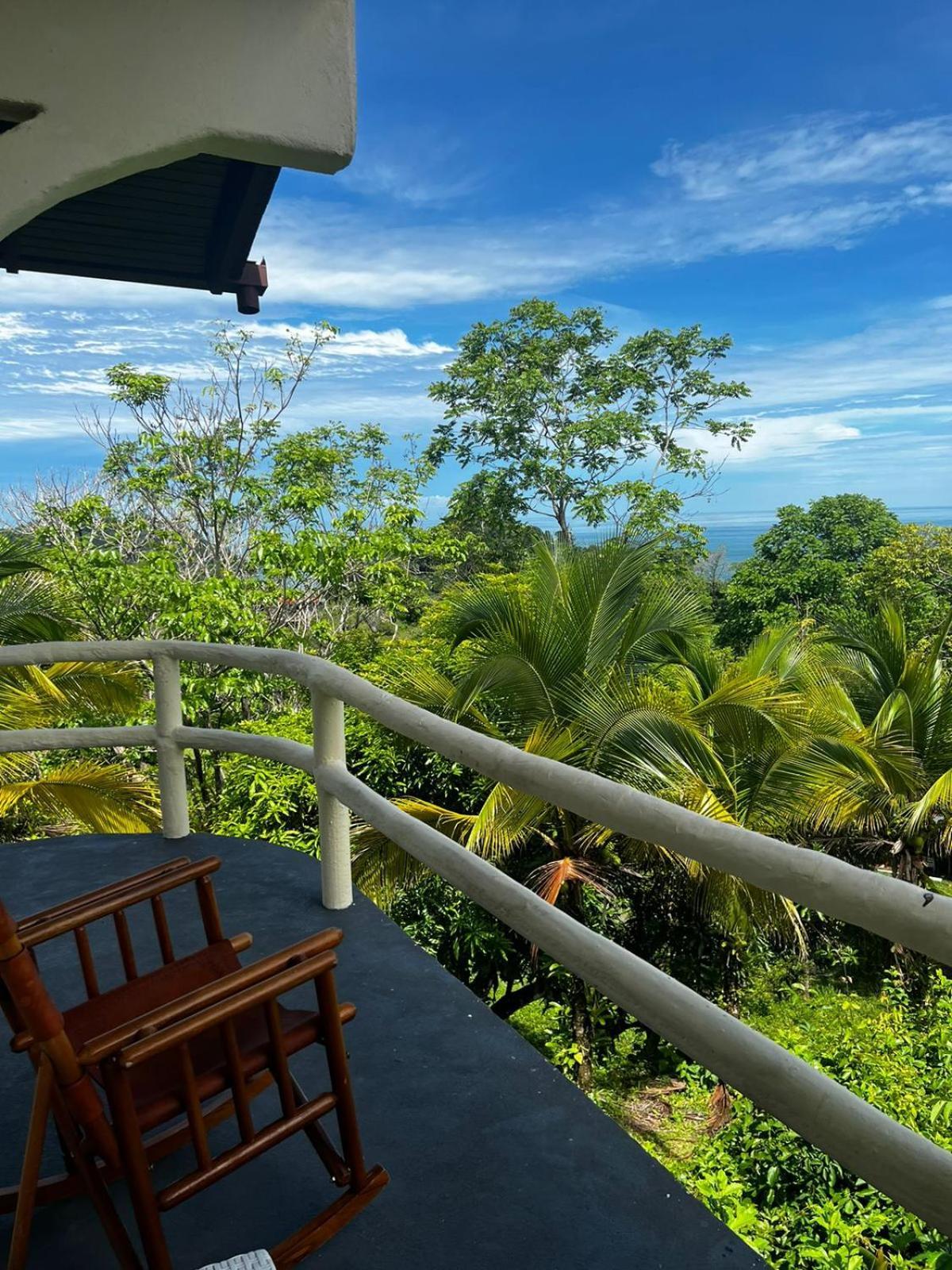 Hotel La Colina Manuel Antonio Exterior photo